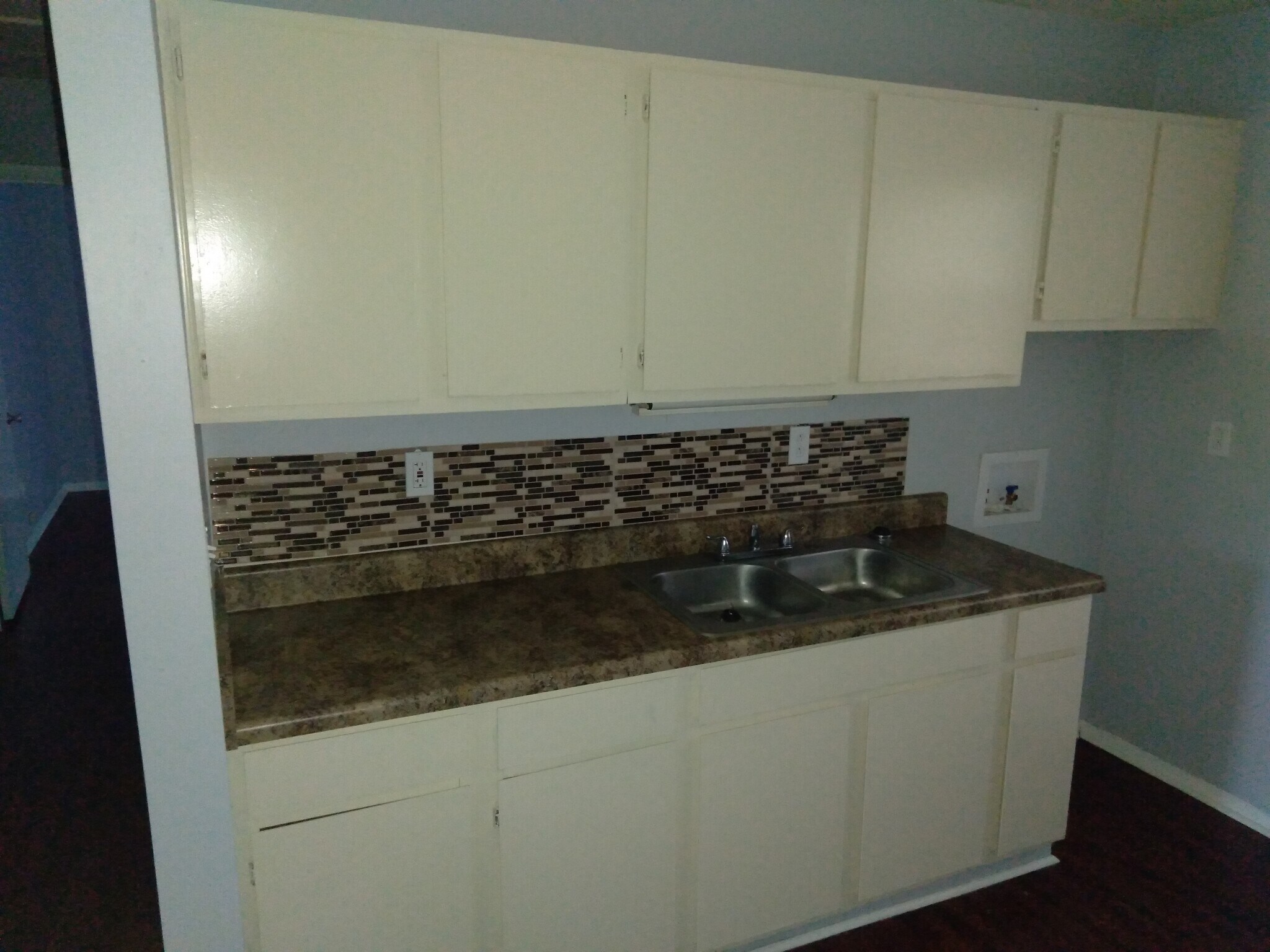 New countertops w/ tile backsplash - 3009 Avenue W