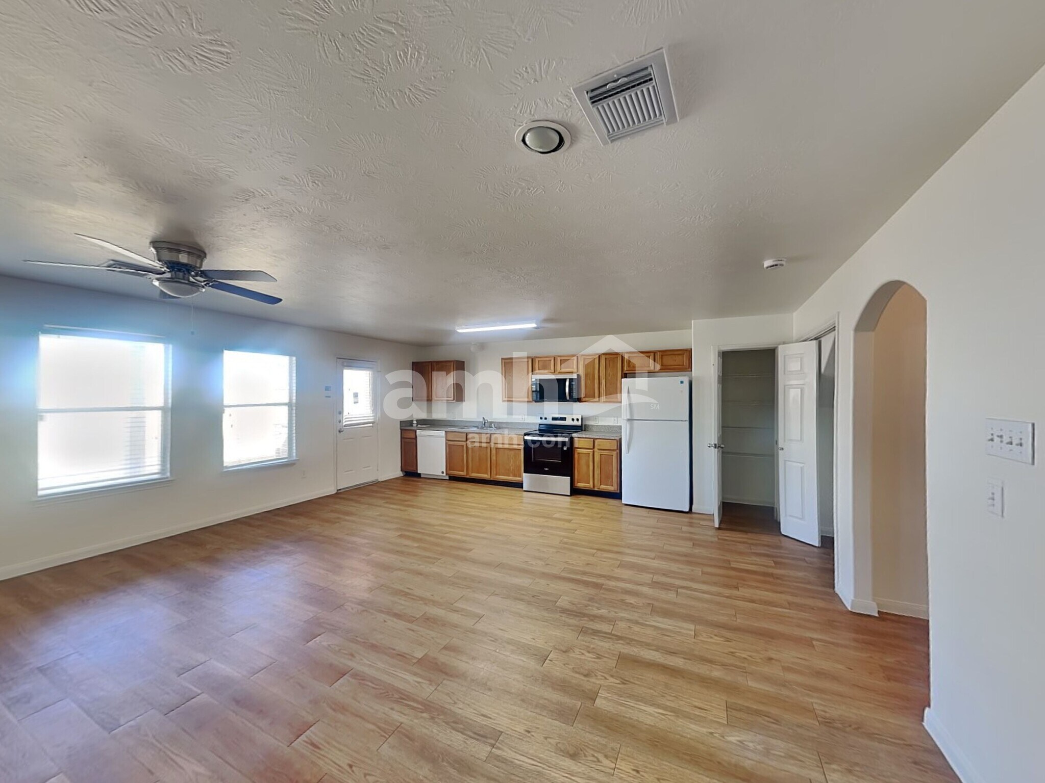 Building Photo - 19414 Dry Canyon Ct