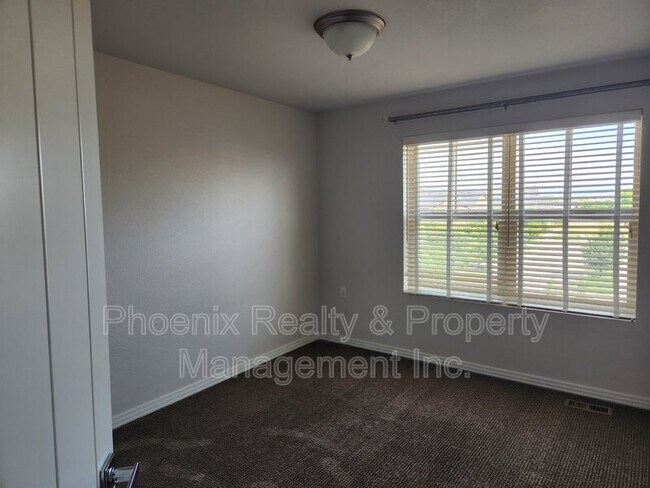 Building Photo - 589 Gallegos Cir