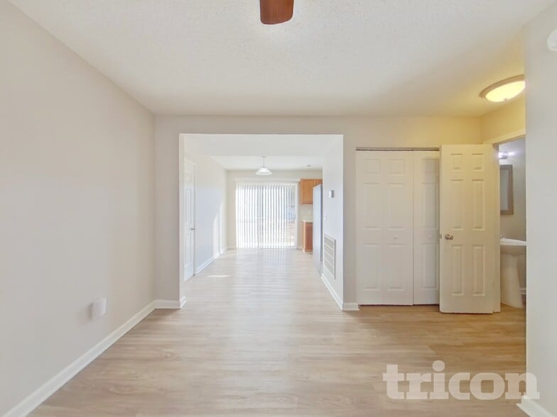 Building Photo - 521 Halleck Ln