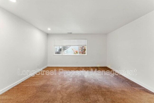 Building Photo - 48 Eagle Crest Dr