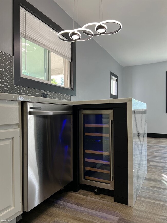 Building Photo - 3 br, 1 bath House - 1602 Jay Street