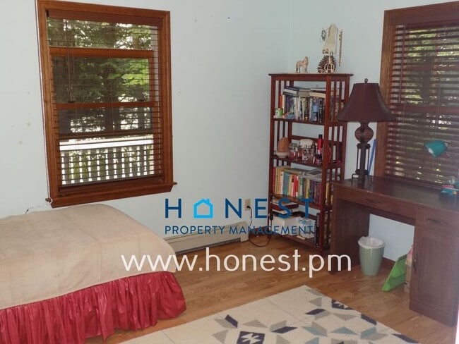 Building Photo - 43 Sunset Dr