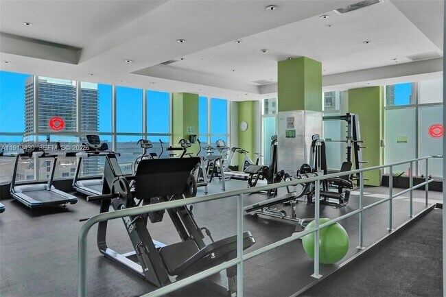 Building Photo - 133 NE 2nd Ave