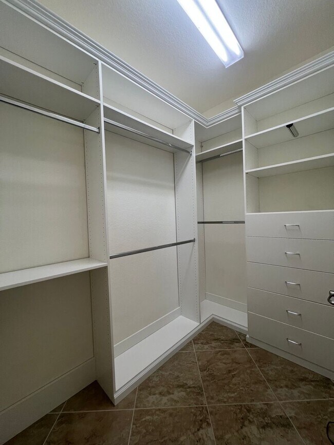 Building Photo - Babcock Ranch Rental 3/3 with a Den and 3 ...