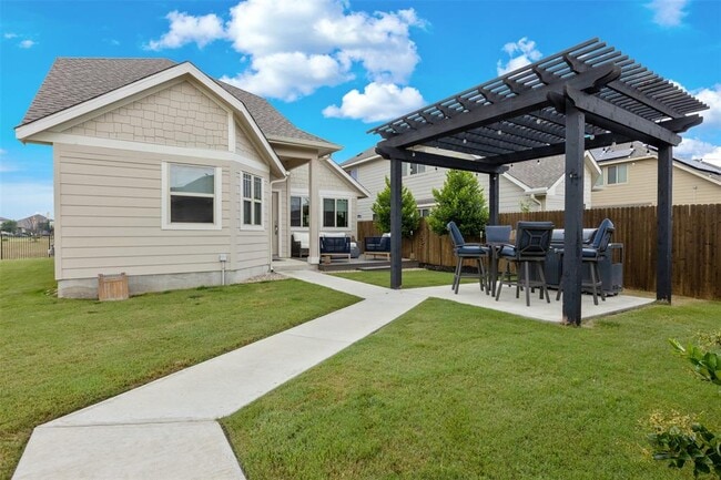 Building Photo - 141 Witchhazel Way