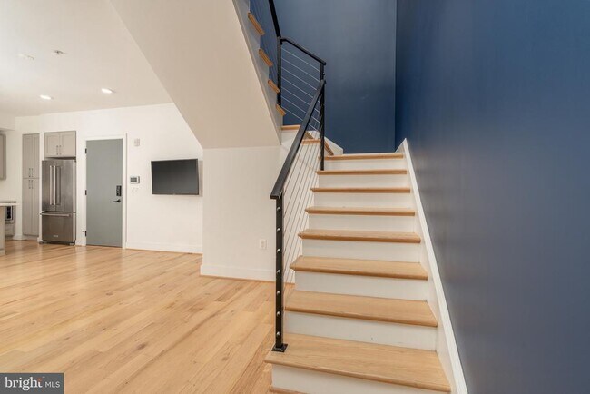 Building Photo - 811 Upshur St NW