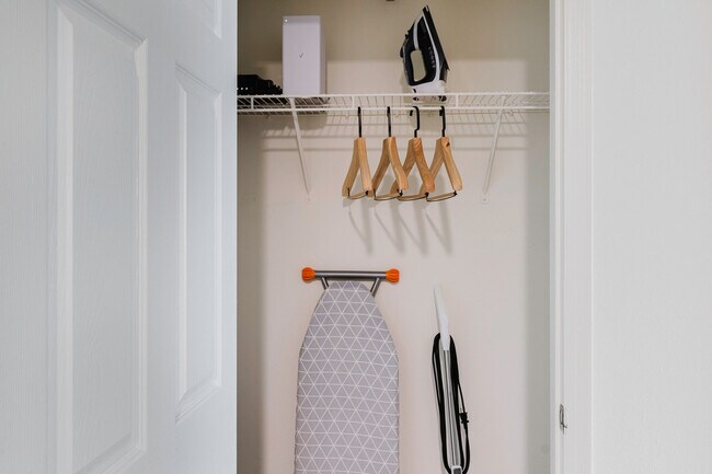 Building Photo - 444 Washington Blvd