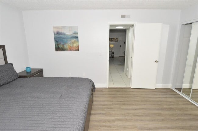 Building Photo - 12760 Indian Rocks Rd