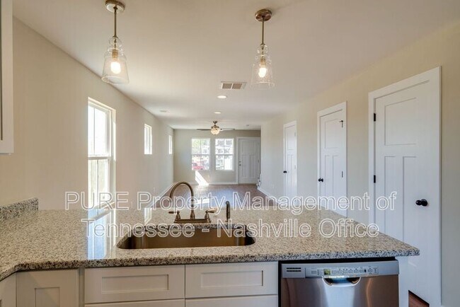 Building Photo - 600 Hadley Vlg Blvd