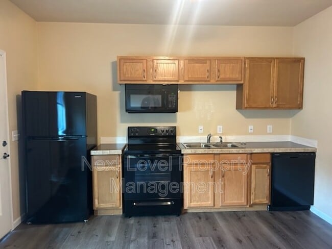 Building Photo - 1730 Montana Hwy 35