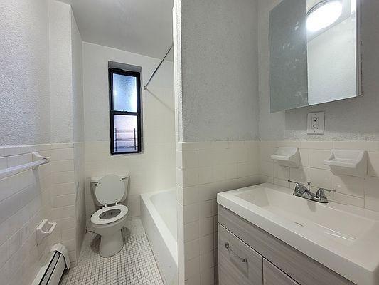 Building Photo - 2 bedroom in BRONX NY 10453