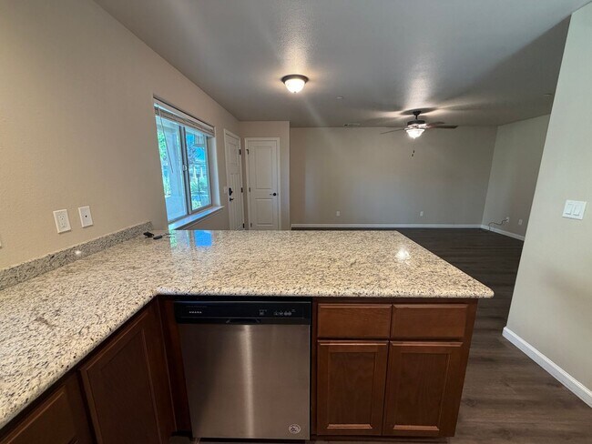 Building Photo - 1194 Velarde Cir