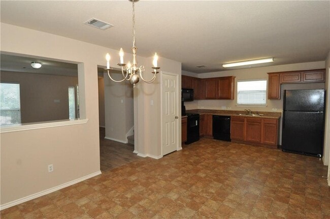 Building Photo - 1606 Big Thicket Dr