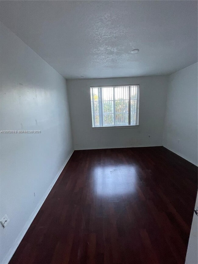 Building Photo - 6861 SW 44th St