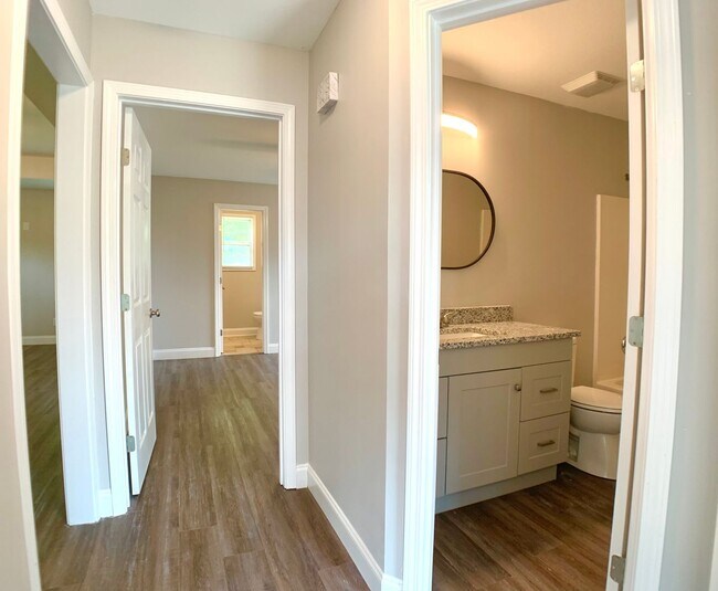 Building Photo - 1764 Cranwell Ct