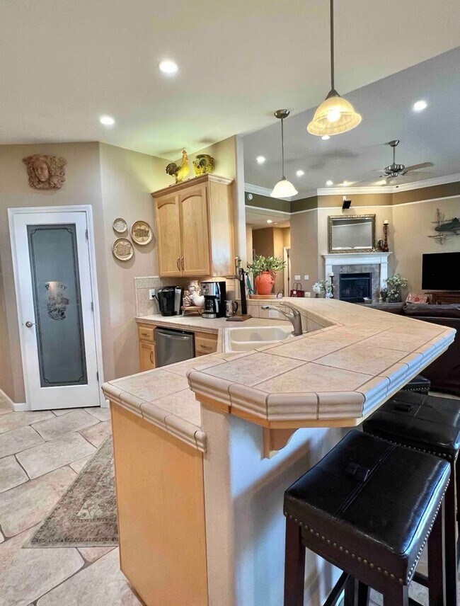 Building Photo - 4 Bedroom Home for Rent in Chico CA | 3 Bathrooms, Fireplace, Yard & Garage