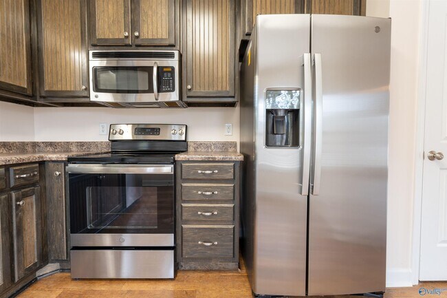 Building Photo - 105 Kaileigh Paige Cir