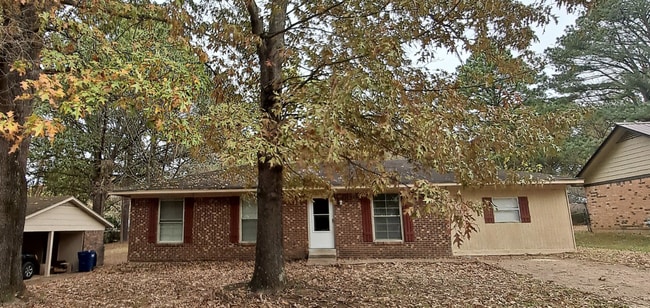 Building Photo - 5046 Gray Dr