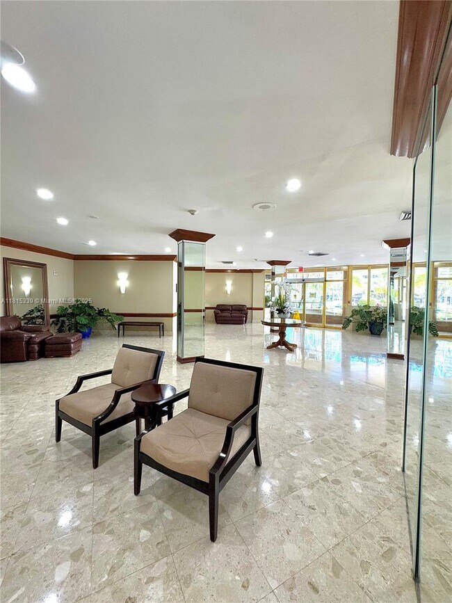 Building Photo - 100 Golden Isles Dr