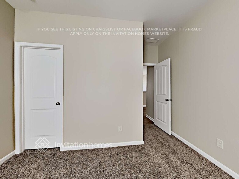 Building Photo - 856 Blind Brook Cir