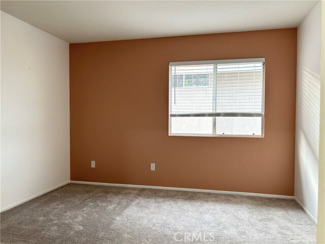 Building Photo - 10 Via Onza