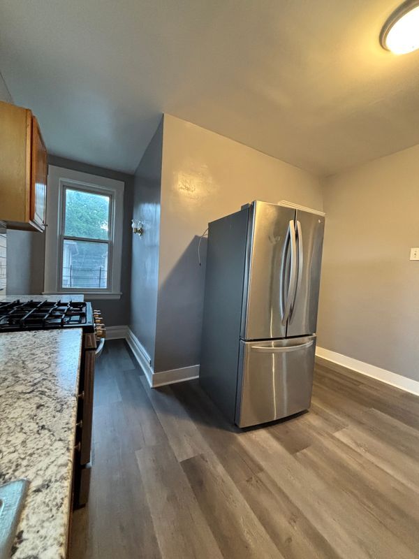 Building Photo - 105 Brookside Ave