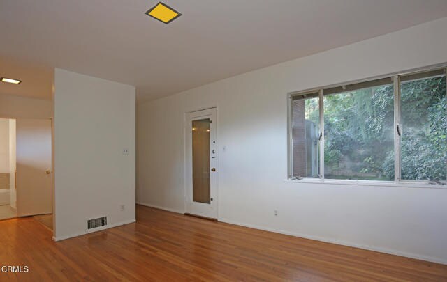 Building Photo - 5316 Palm Dr