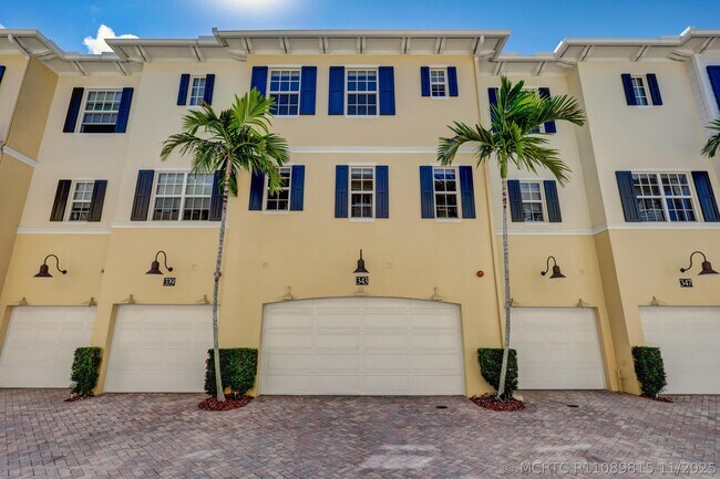 Building Photo - 343 Flamingo Dr
