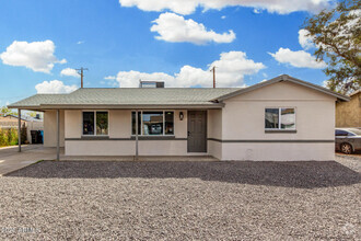 Building Photo - 4407 W Whitton Ave