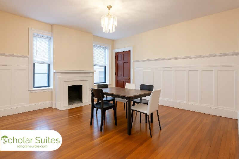 Building Photo - 1247 Beacon St