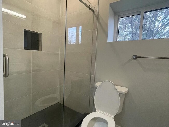 Building Photo - 8618 Jones Mill Rd