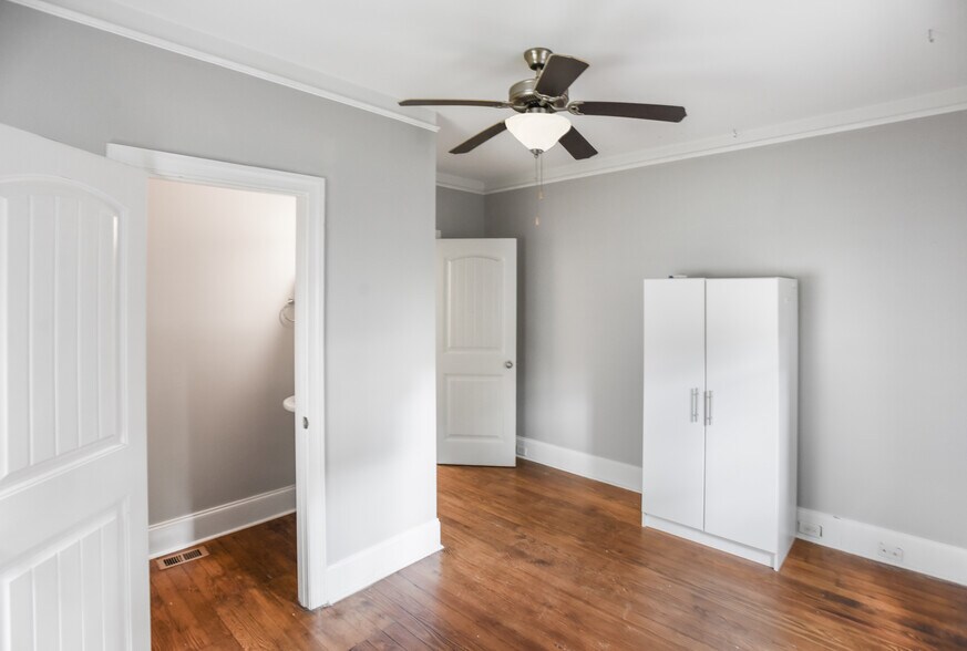 Building Photo - 510 East Waldburg St
