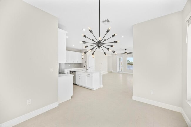 Building Photo - 3552 NW Solange Ct