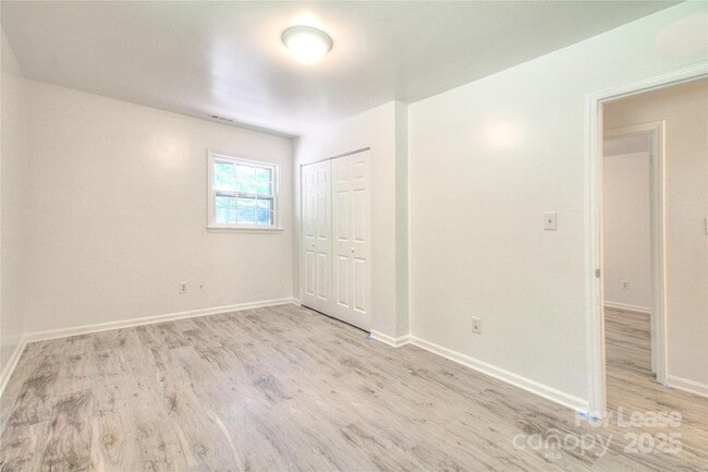 Building Photo - 614 Teresa Cir