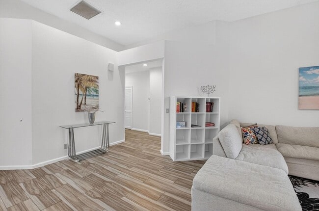 Building Photo - 2225 NW 53rd St