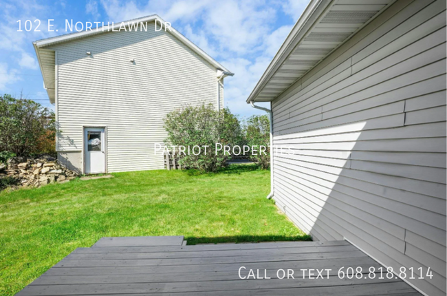 Building Photo - 3 Bed 2 Bath in Cottage Grove,WI