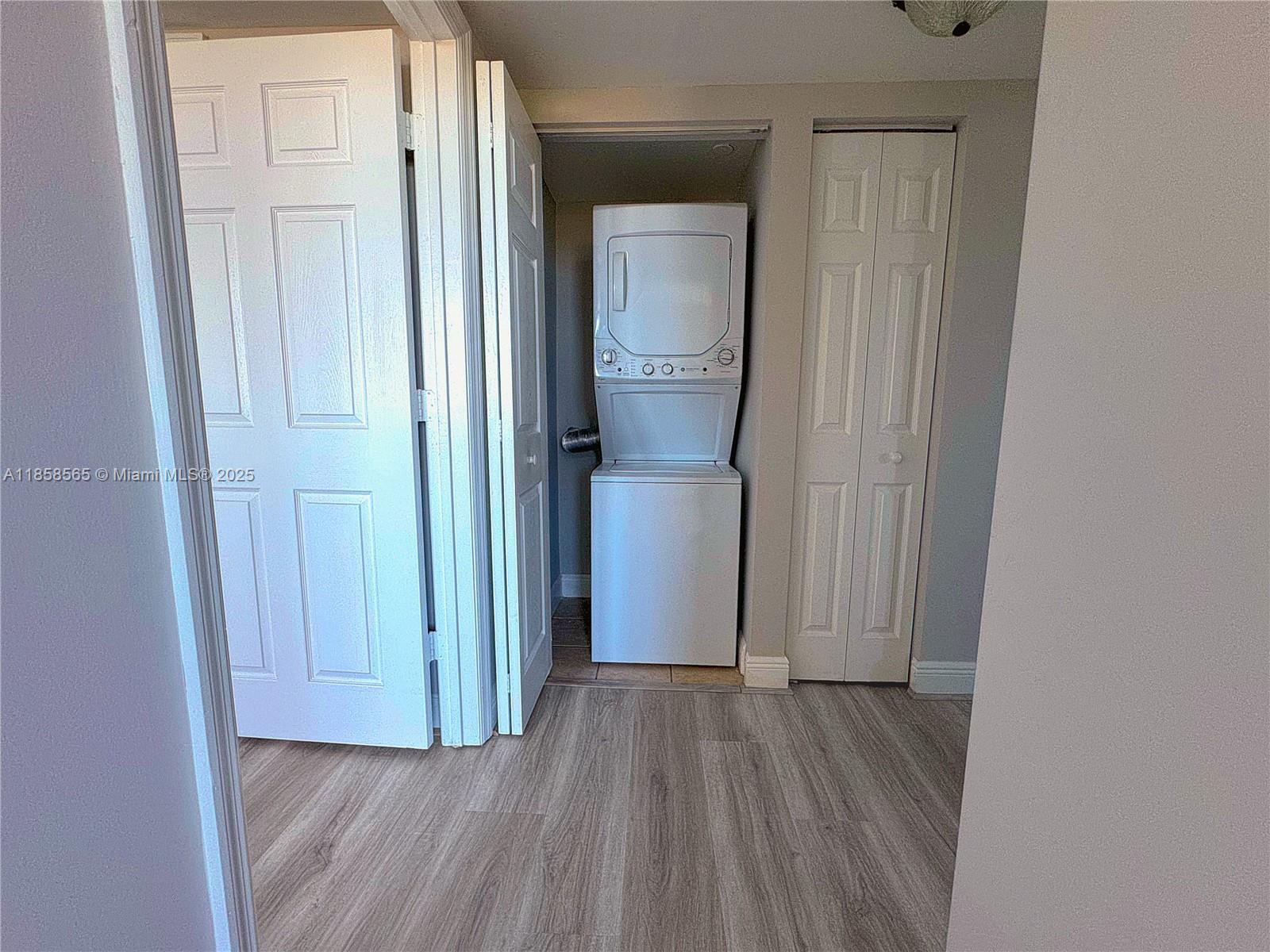 Building Photo - 3000 Coral Way