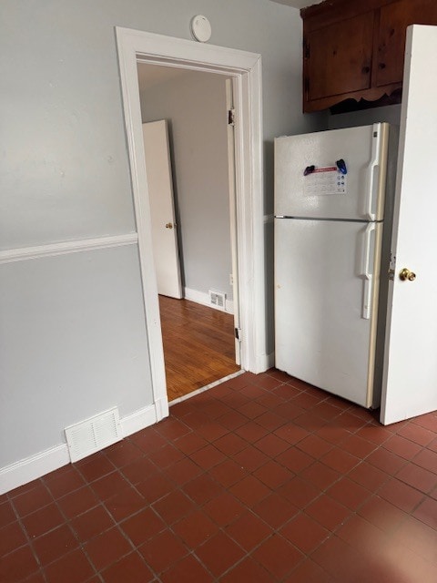 Building Photo - 7406 Wentworth Ave