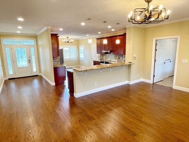 Building Photo - Central Maui - Custom Single Level Home - Unfurnished 3 bed/2bath - Waiolani Mauka in Waikapu