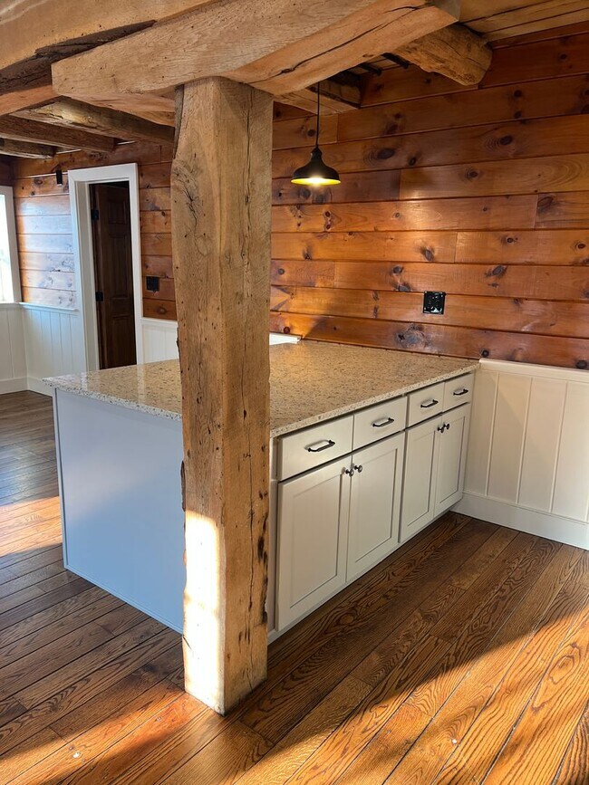 Building Photo - 2985 Granary Rd
