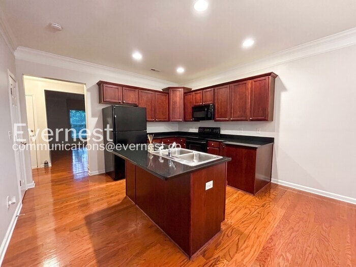 Building Photo - 8311 St Danasus Dr