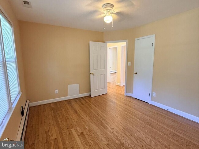 Building Photo - 11308 Cedar Ln