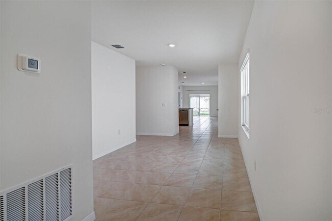 Building Photo - 2321 Tay Wes Dr