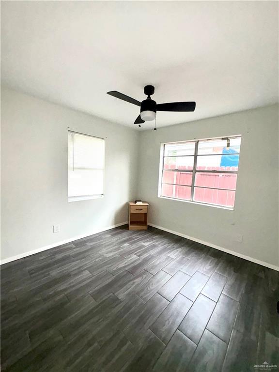 Building Photo - 15 Quince Ave