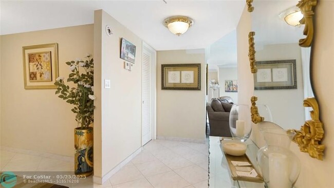 Building Photo - 3750 Galt Ocean Dr