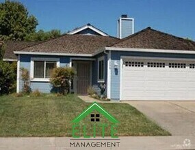 Building Photo - Charming Single-Story Home in the Heart of...