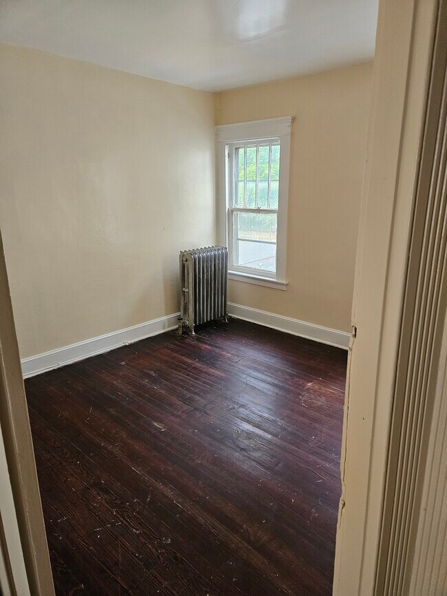 Building Photo - 54 Wildwood Ave