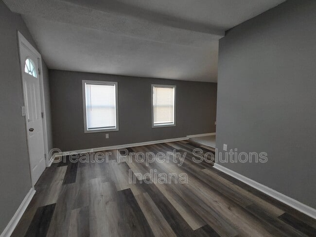 Building Photo - 6133 Marshall Ave