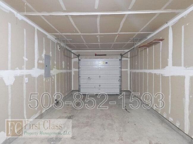 Building Photo - 2226 19th Ave